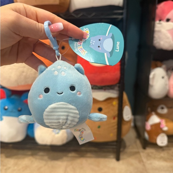 Squishmallow Clip Lune BNWT - Picture 1 of 1